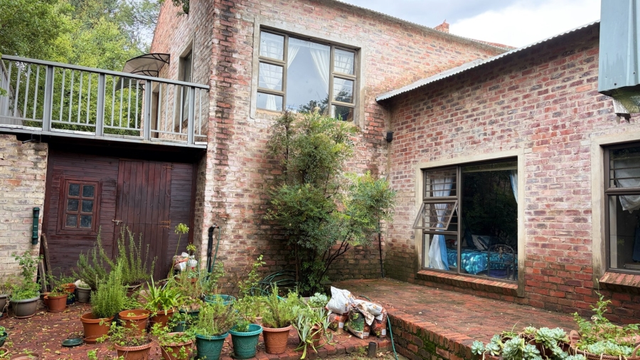 4 Bedroom Property for Sale in Viljoenskroon Rural Free State